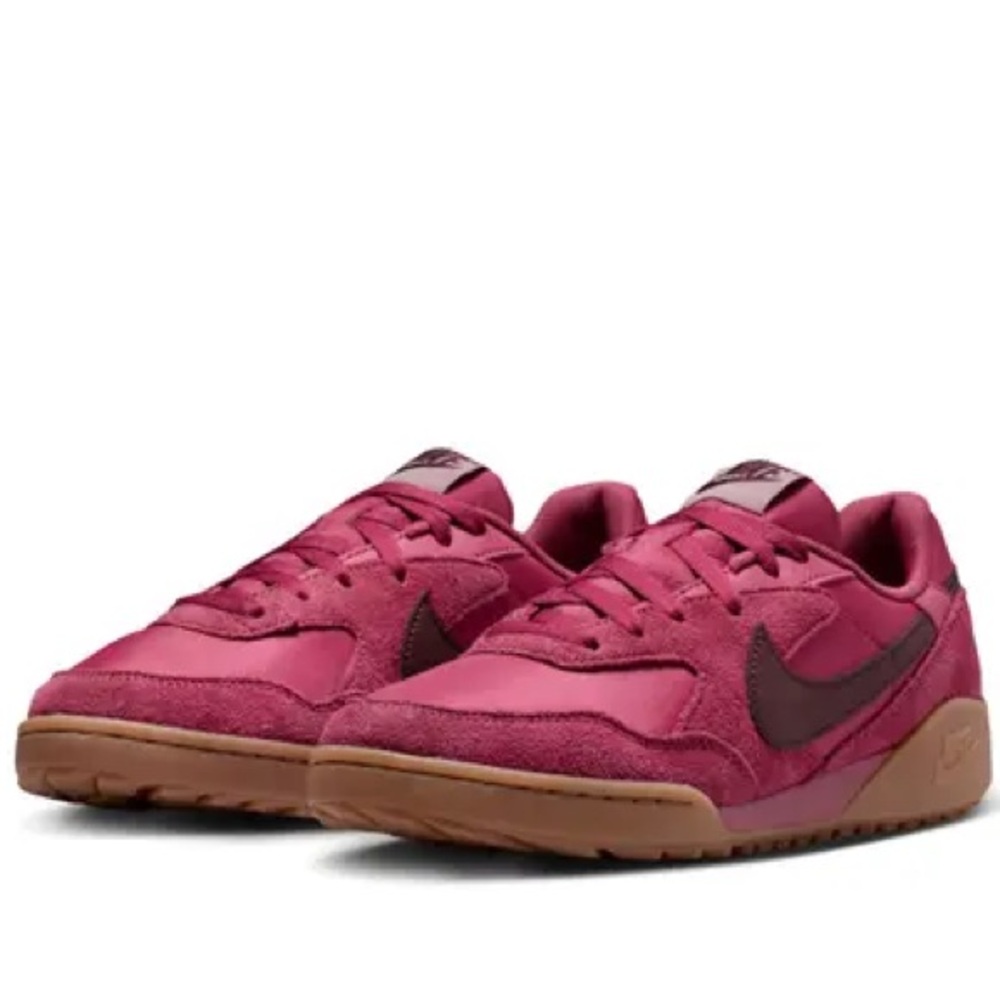 Nike Wmns Terra Manta Suede 'Sweet Beet Burgundy Crush' IM6484 600 - Picture 2 of 11